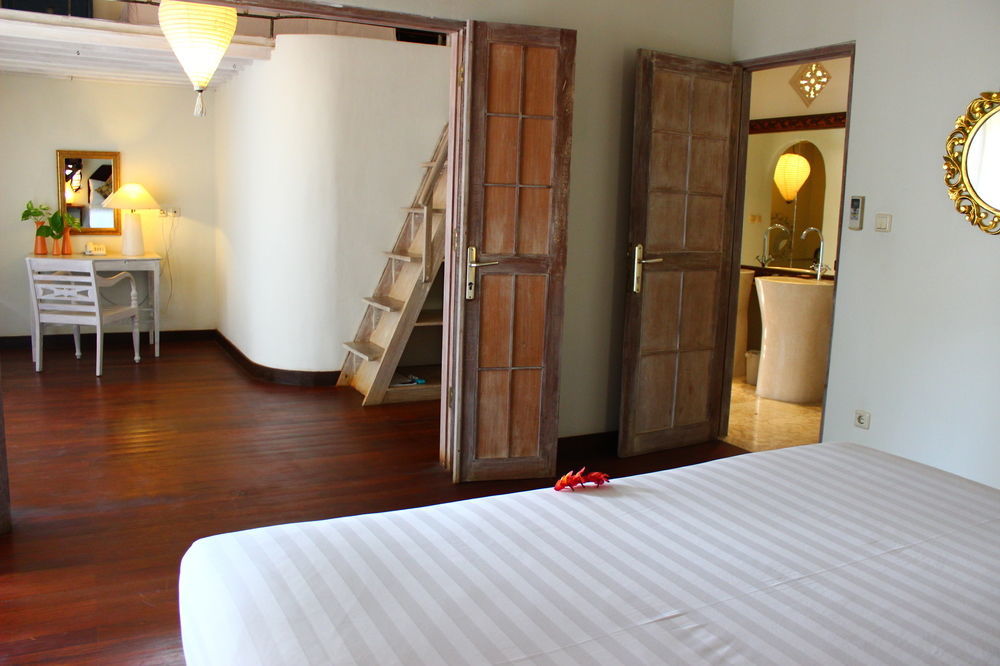 होटल Kresna By The Sea By Kresna Hospitality Seminyak (Bali)